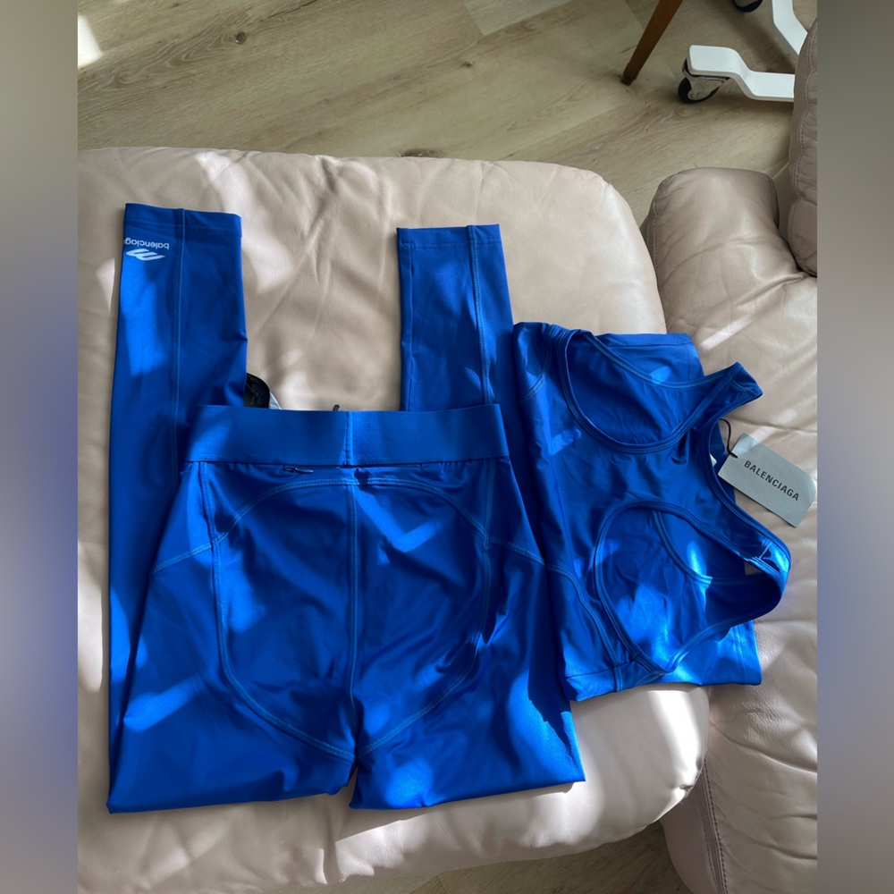 Balenciaga athletic set - leggings and top- size small- electric blue - … - Picture 9 of 13